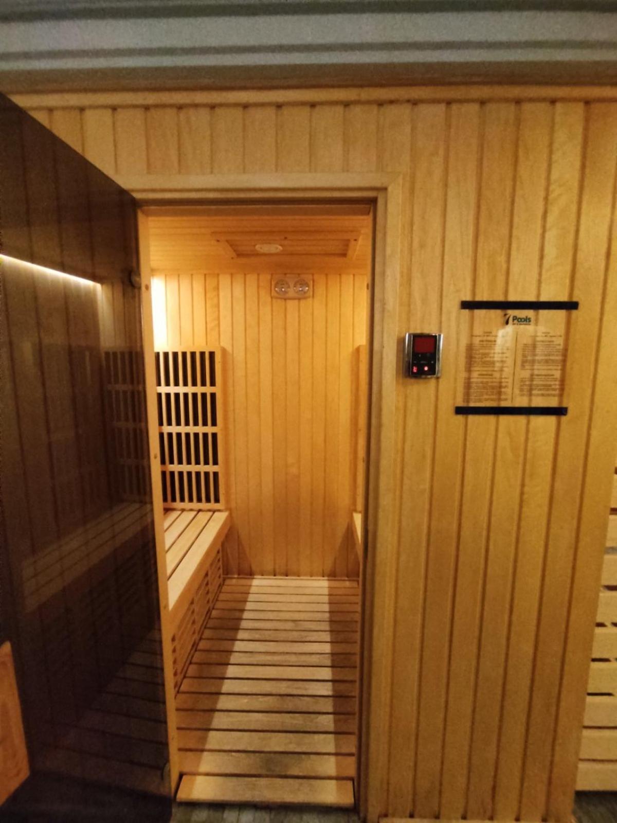بانسكو 7 Pools Spa Boutique Hotel المظهر الخارجي الصورة